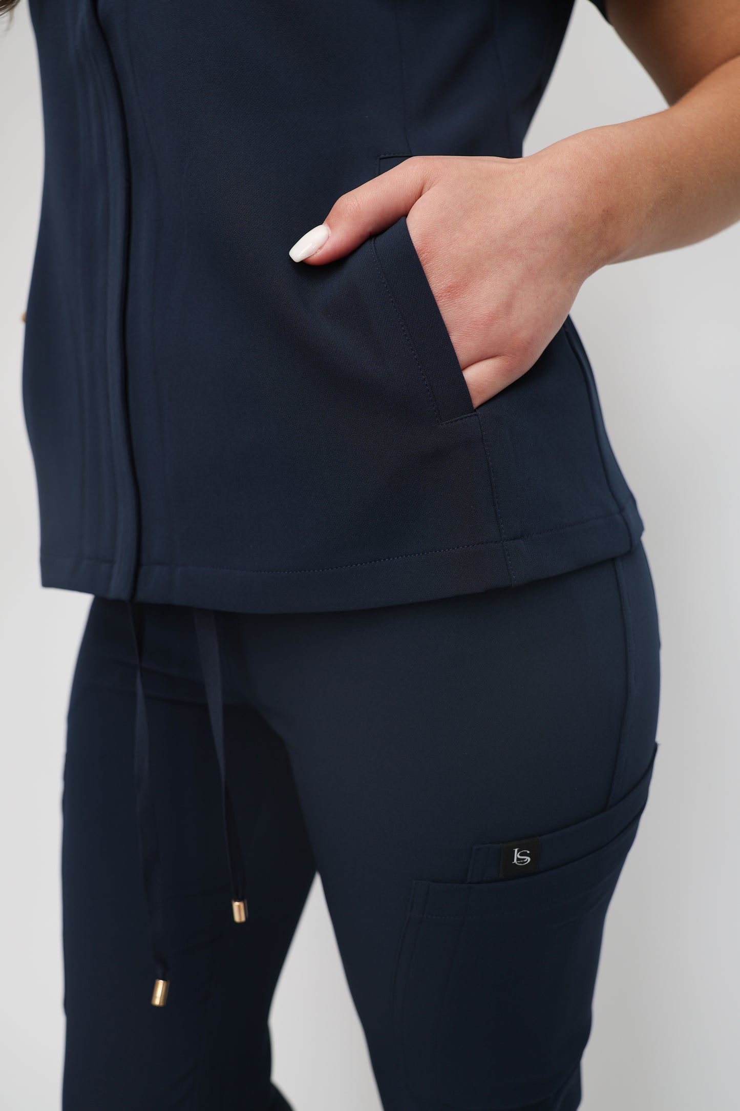 ALINA MULTI-POCKET SCRUB PANTS